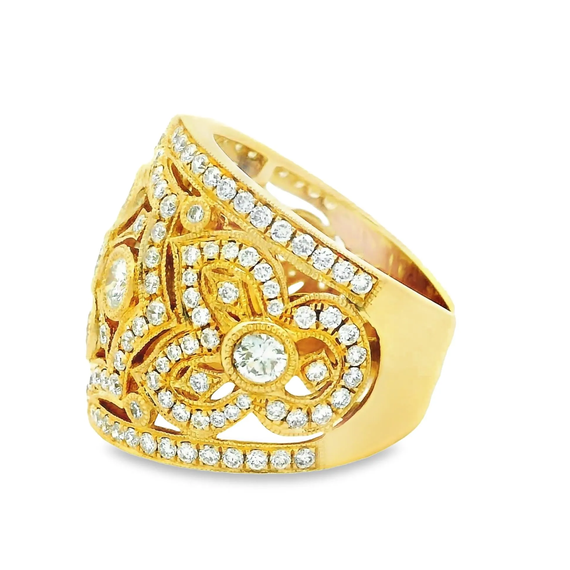 2.23 Carats Diamond Antique-Style 18K Yellow Gold Band Ring