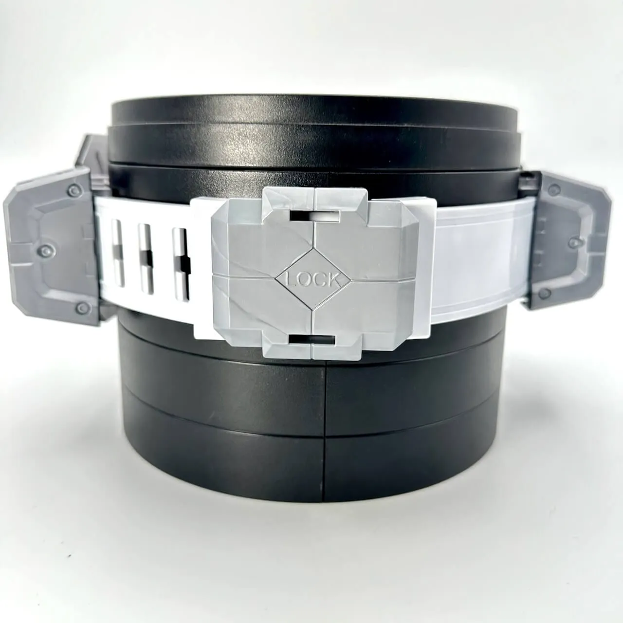 [BOXED] Shin Kamen Rider: DX Henshin Belt Ultimate Half Typhoon -Modified Prototype-