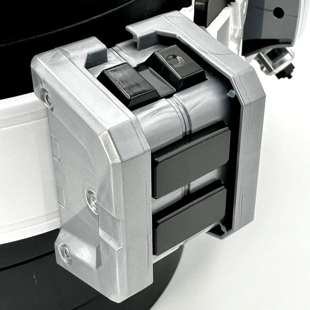 [BOXED] Shin Kamen Rider: DX Henshin Belt Ultimate Half Typhoon -Modified Prototype-